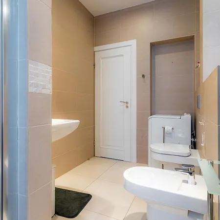 Апартаменты Victus Family Close To The By Renters *